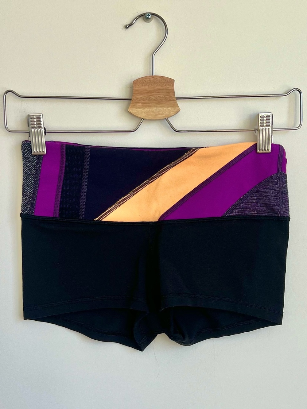 lululemon Reversible Boogie Shorts —Yoga Booty Shorts w/ Pocket Fully Reversible